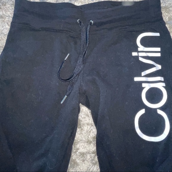 Calvin Klein joggers - Picture 3 of 4